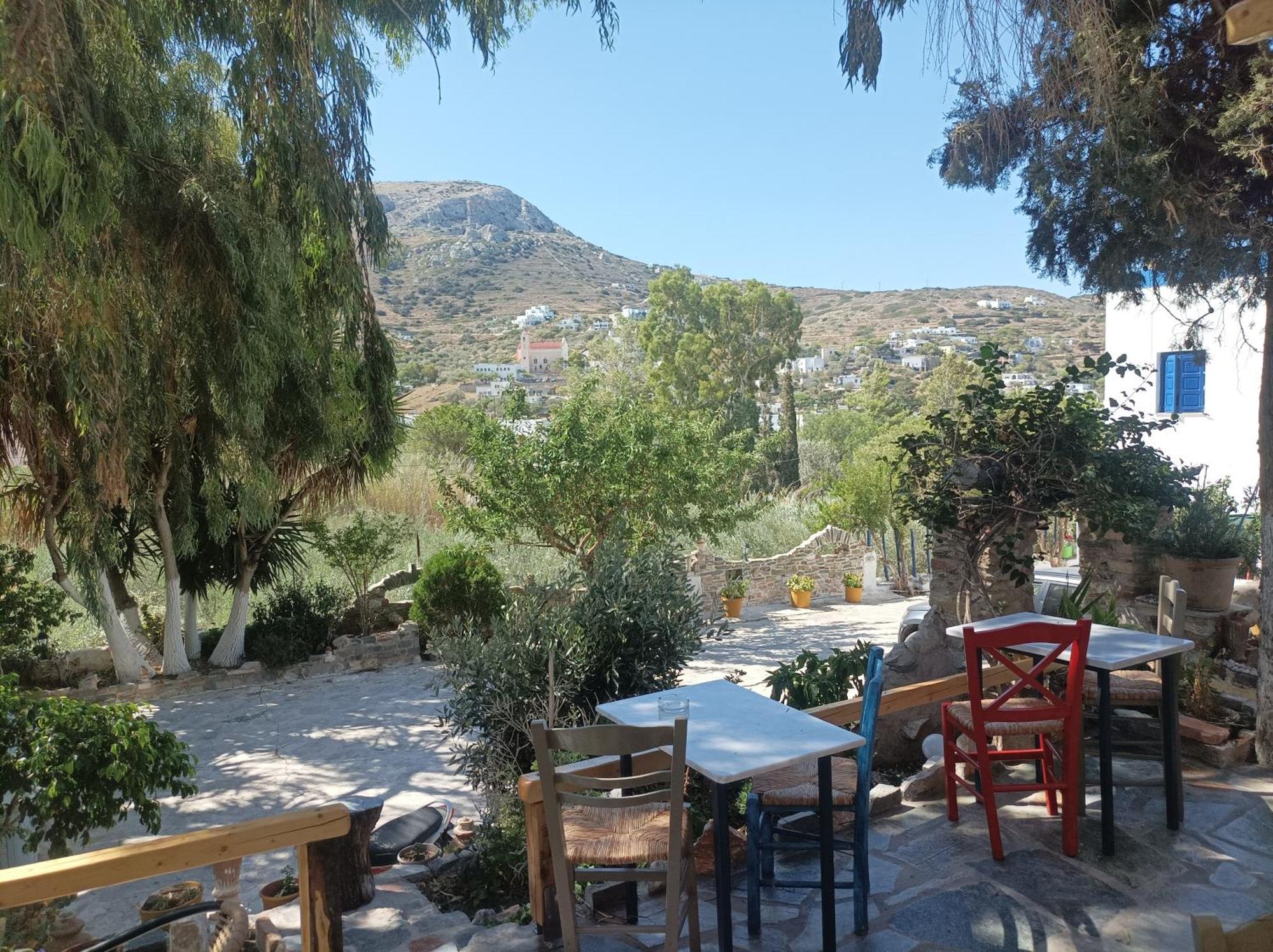 Aposperitis Rooms & Apartments Kini Dış mekan fotoğraf