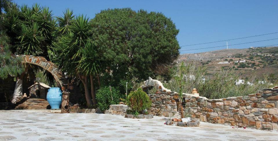 Aposperitis Rooms & Apartments Kini Dış mekan fotoğraf