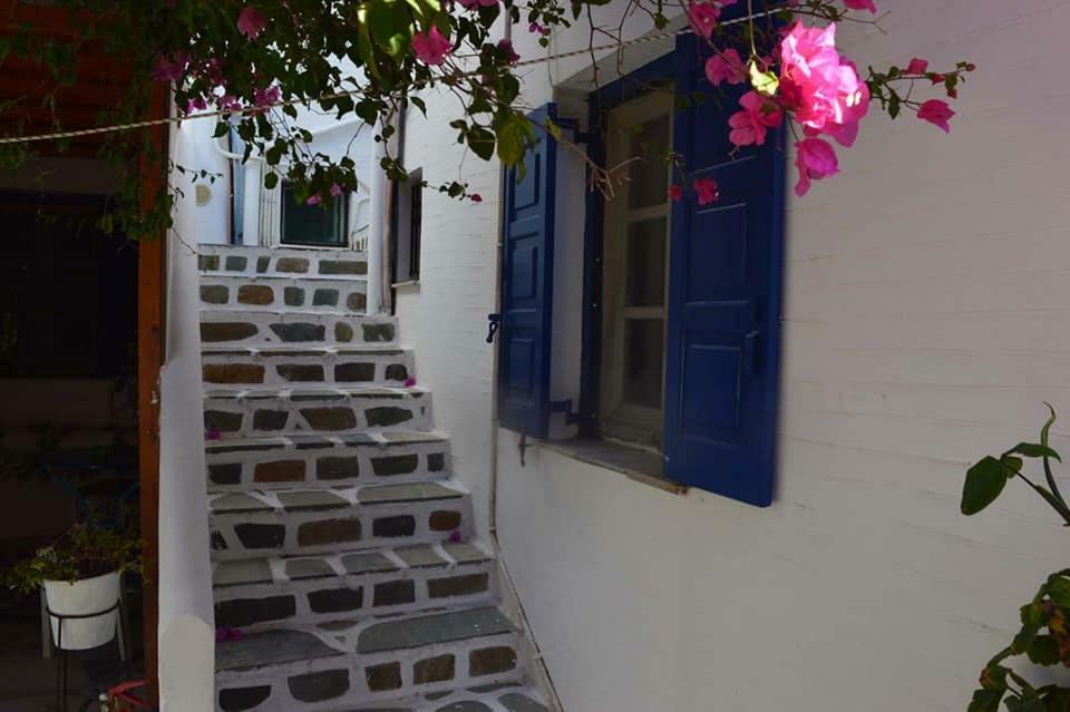 Aposperitis Rooms & Apartments Kini Dış mekan fotoğraf