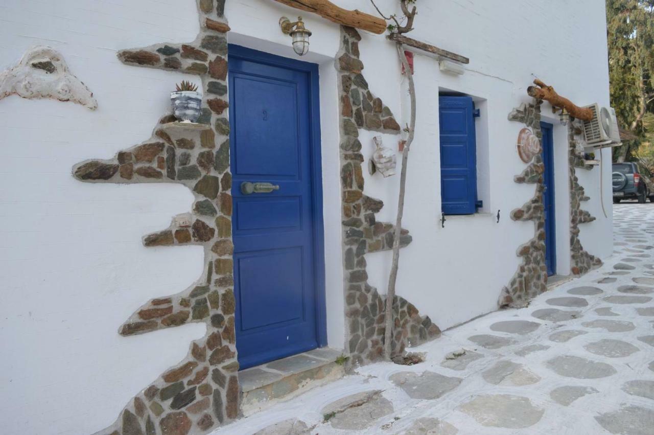 Aposperitis Rooms & Apartments Kini Dış mekan fotoğraf