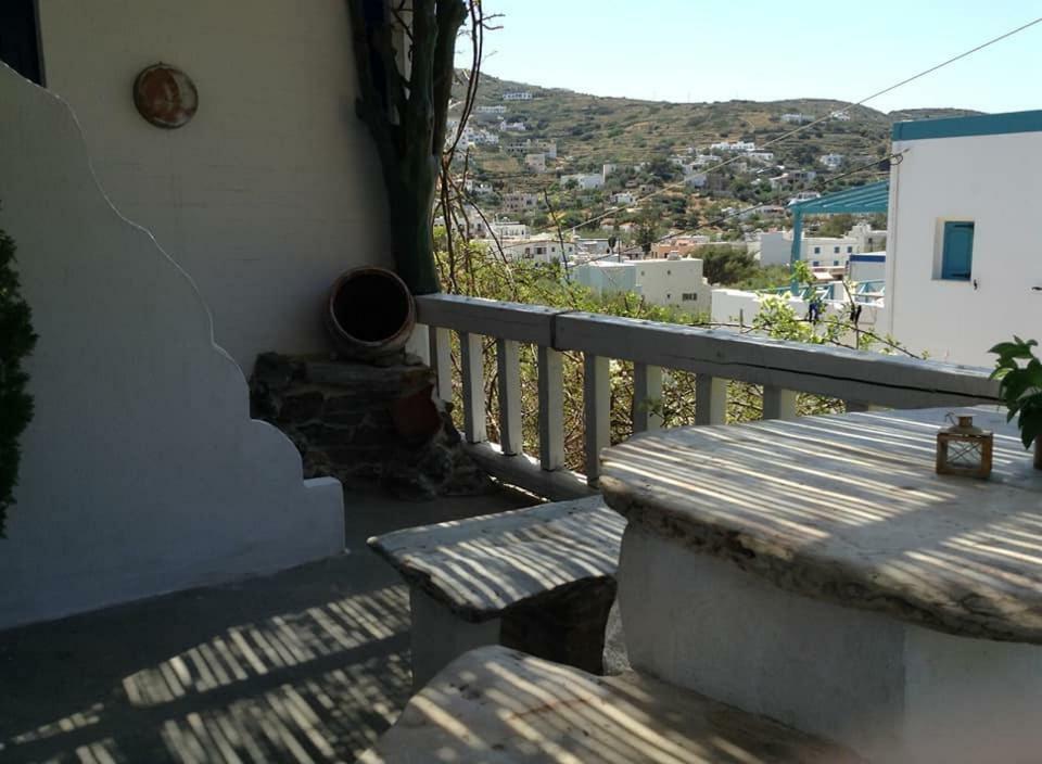 Aposperitis Rooms & Apartments Kini Dış mekan fotoğraf